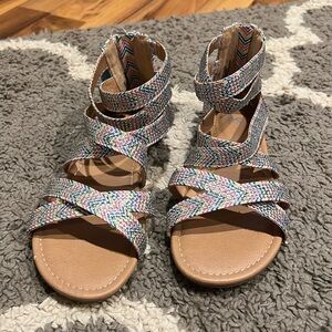 OS girls multicolored handle. Size 4